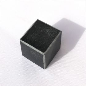  Polished tulikivi cube 20 mm, fig. - Shungite.com 
